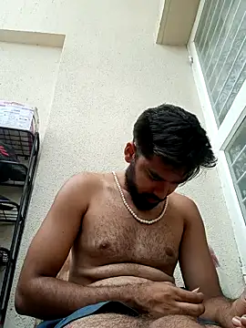 dhruvplayboy Шоу с уебкамера
