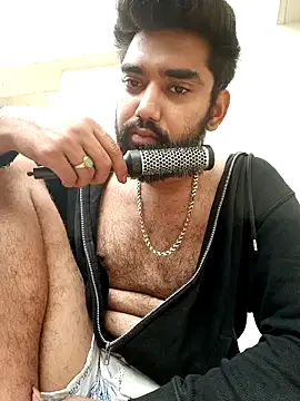 โชว์เว็บแคมของ dhruvplayboy