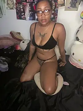 badgirluzi's Webcam Show