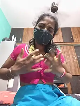tamil_mynaa XXX чат на живо