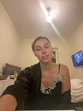 NataliaIsabella's Webcam Show