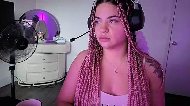 MelanieSaundersx's Webcam Show