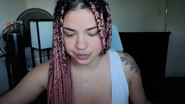 MelanieSaundersx webcam show