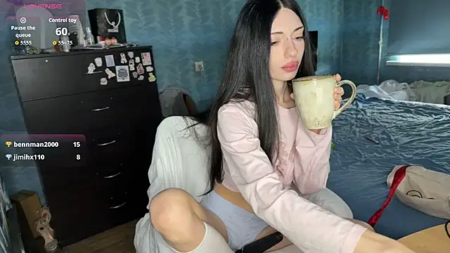 Czat XXX na żywo – Milkassi_li
