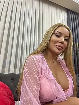 Show modela MillaCandy na web-kameri