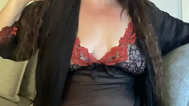 Chatroom XXX en direct de Sophia_RoseXX