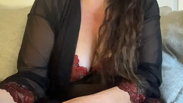 Chatroom XXX en direct de Sophia_RoseXX