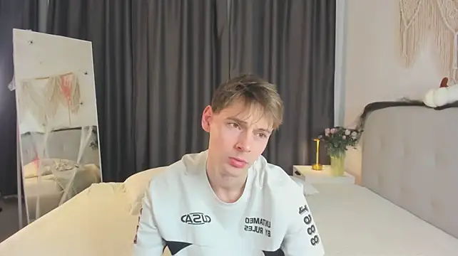 Kyle_Barryn Webbikameraesitys