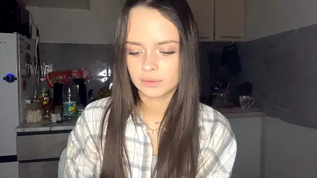 LanaSerbski Chat XXX in diretta