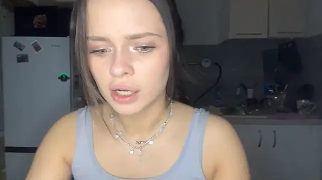 LanaSerbski Chat XXX live