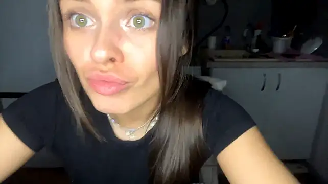 XXX chat uživo modela LanaSerbski