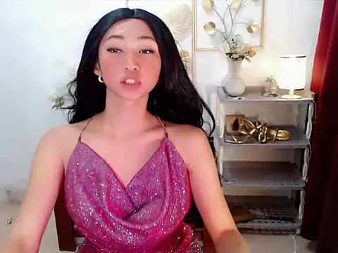 Bunny_hotrica webcam show