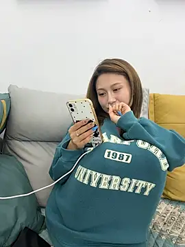 qscgy11 Adlı Modelin Canlı XXX Sohbeti