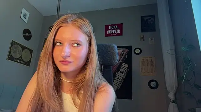 Вебкам-шоу EllyCerry