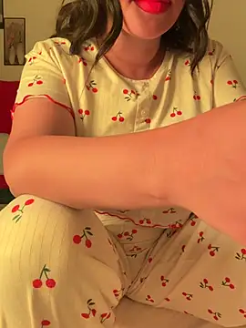 onlyrima_69 Adlı Modelin Web Kamerası Şovu