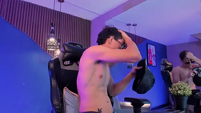 TheGhostforeeonss Webcam show