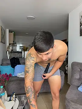 Вебкам-шоу Christopher_strongg