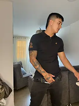 Christopher_strongg Pertunjukan Webcam