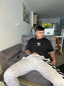 Christopher_strongg 在線直播表演