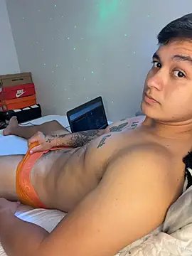 Christopher_strongg 网络视讯表演
