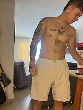 Christopher_stronggのウェブカメラショー