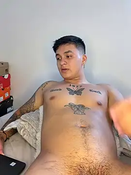 Christopher_stronggのウェブカメラショー