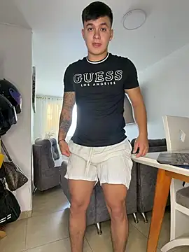 Christopher_stronggのウェブカメラショー