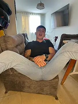 Christopher_strongg Show Webcam