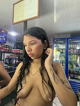 rosita_rousse's Live XXX Chat