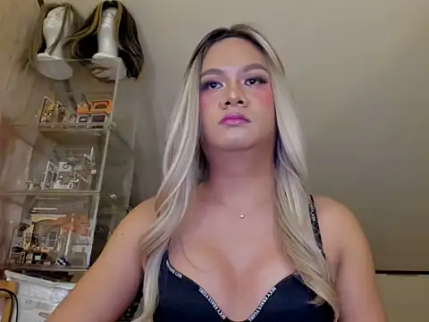 xHolly_Jamiex 在線直播表演