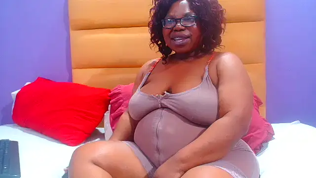 ChattyMelaninx's Live XXX Chat