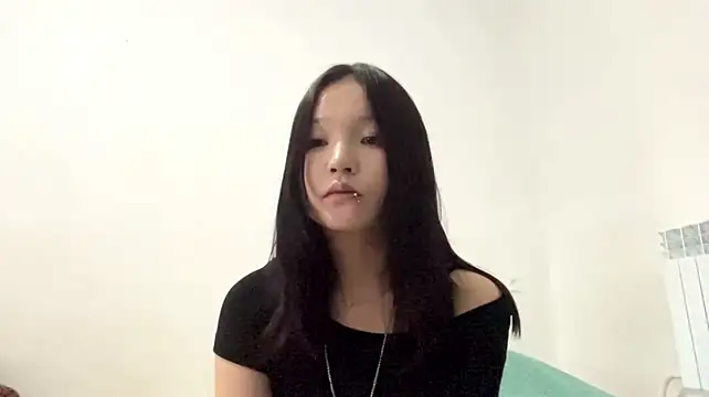 XXX chat uživo modela KitArmelin