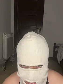 mehdi_krr1 Adlı Modelin Web Kamerası Şovu
