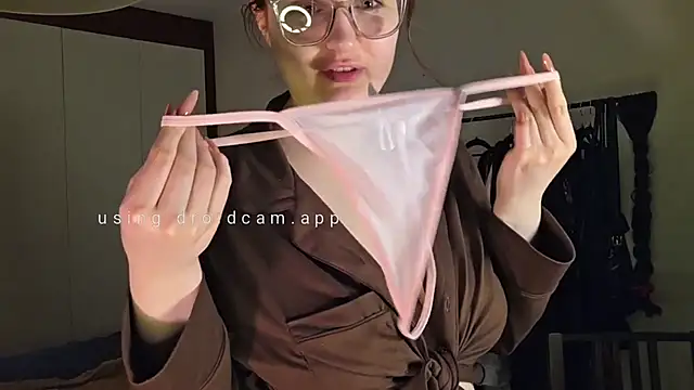 Webkamerová show Kiki_Tiki