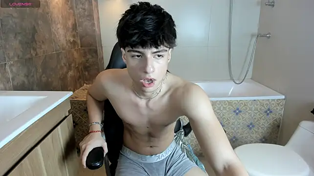 Nathan_Owenn Webbikameraesitys