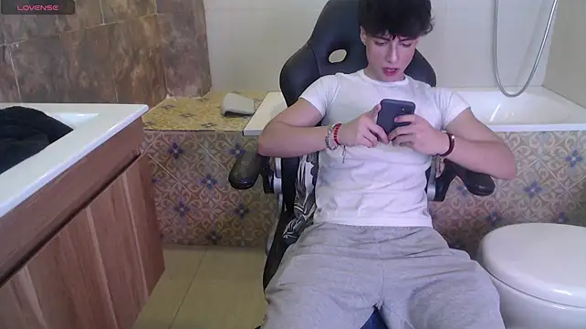 عرض كام Nathan_Owen