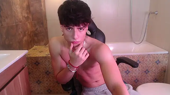 Nathan_Owenn Webbikameraesitys