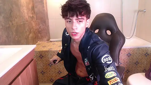Show modela Nathan_Owen na web-kameri