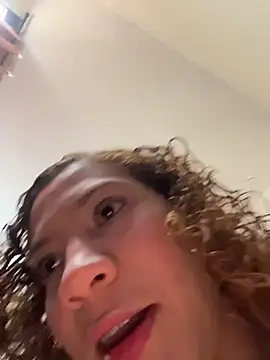 Chat XXX en directo de akatira_ec