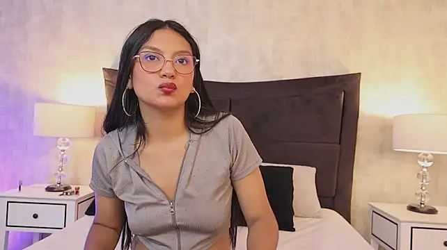 Analeah_ – Naživo XXX chat