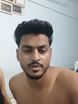 הופעת וובקאם של Uniquecouple2