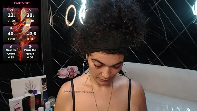 Miistik_ Show in webcam