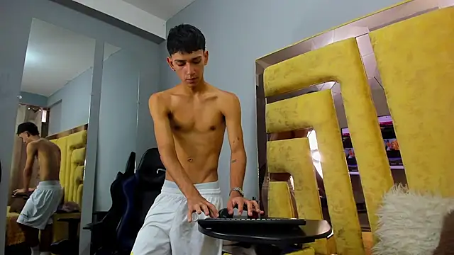 EstebanValdezsn Webbikameraesitys