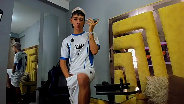 EstebanValdezs Webcamshow