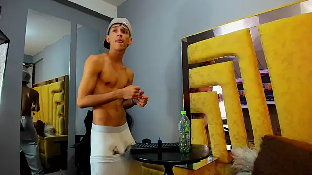EstebanValdezs webcam show