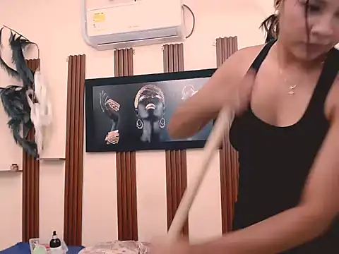 Chat +18 de skinny18cute ao vivo