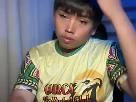 QueenOfPain19 网络视讯表演