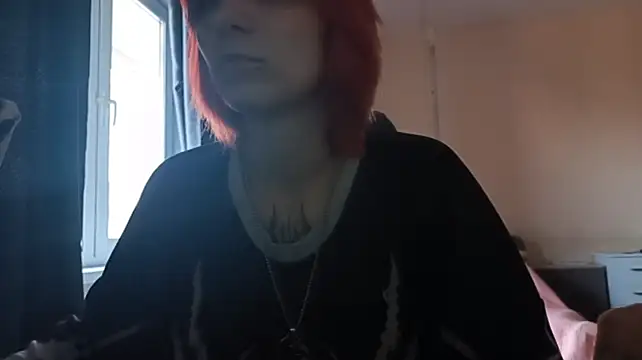 MuggyEpigram's Live XXX Chat