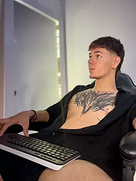 Matthew_7: вебкам-шоу