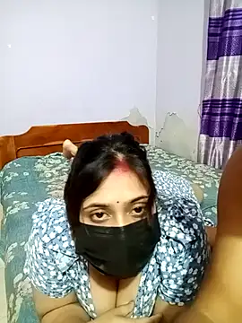 kiara_suny Adlı Modelin Web Kamerası Şovu